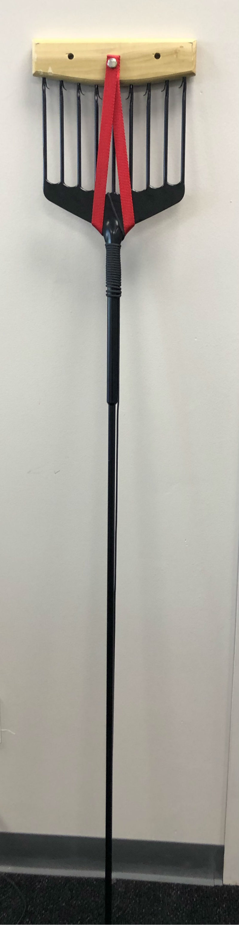 Amish Ice Fishing Spear Rounded Head 9 Tines Clancy Outdoors